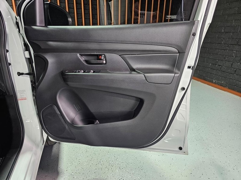 Toyota Corolla Rumion - Mit Mak Motors - Image 7