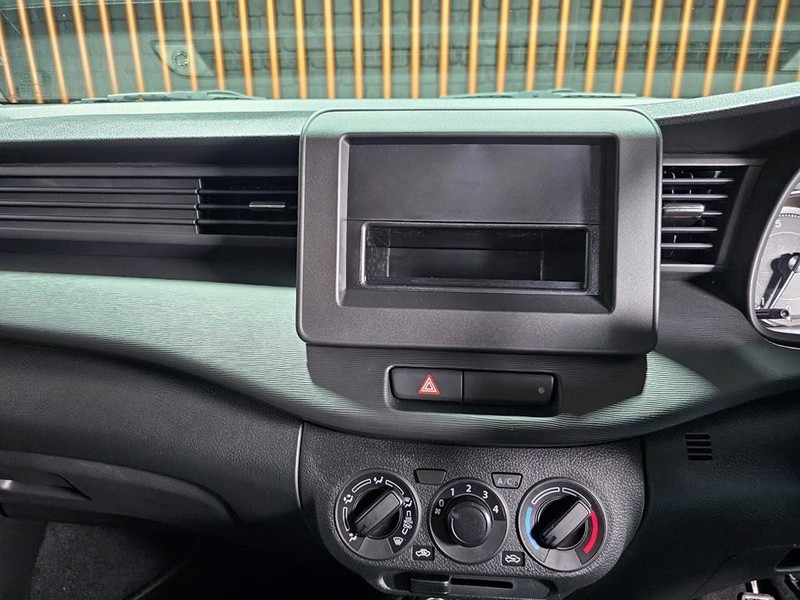 Toyota Corolla Rumion - Mit Mak Motors - Image 13