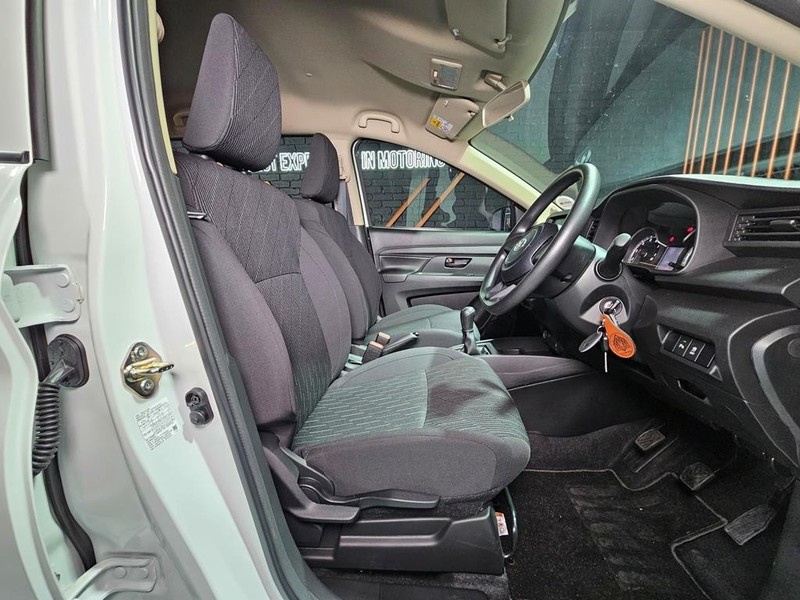 Toyota Corolla Rumion - Mit Mak Motors - Image 9