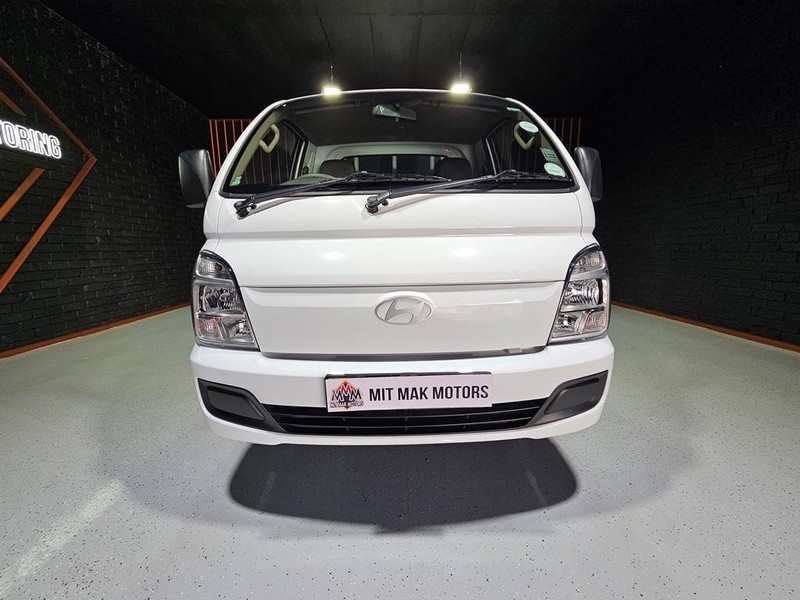 Hyundai H-100 - Mit Mak Motors - Image 3