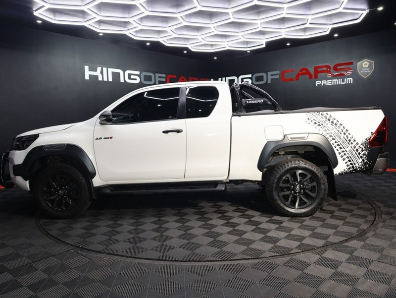 Toyota Hilux - KING OF CARS - Image 8