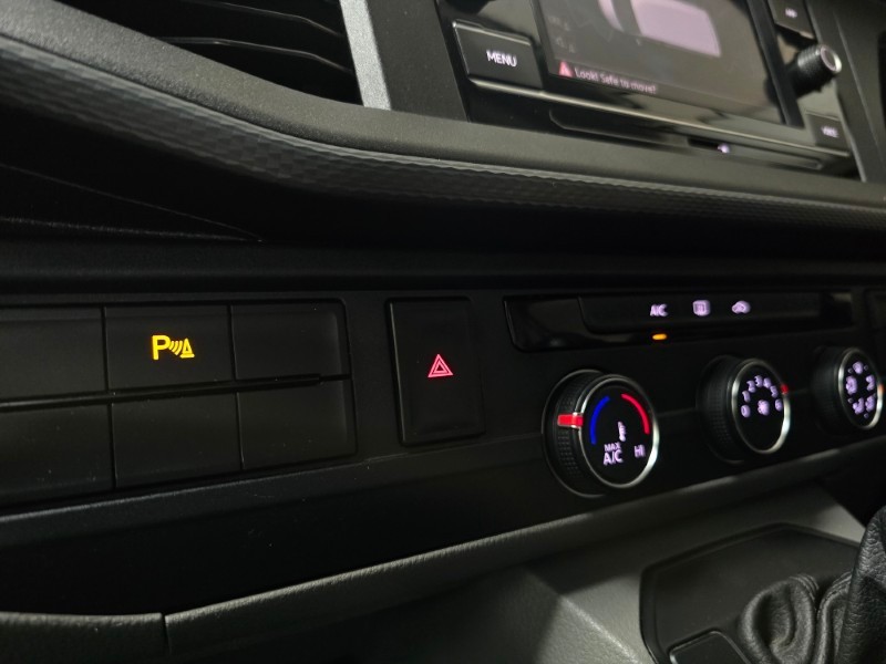 Volkswagen Transporter - Hatfield VW Northcliff - Image 30