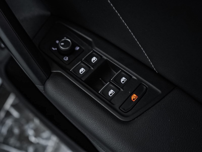 Volkswagen Tiguan Allspace - Ford Sandton - Image 3