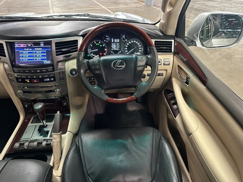 Lexus LX - Bakwena Auto Sales - Image 13