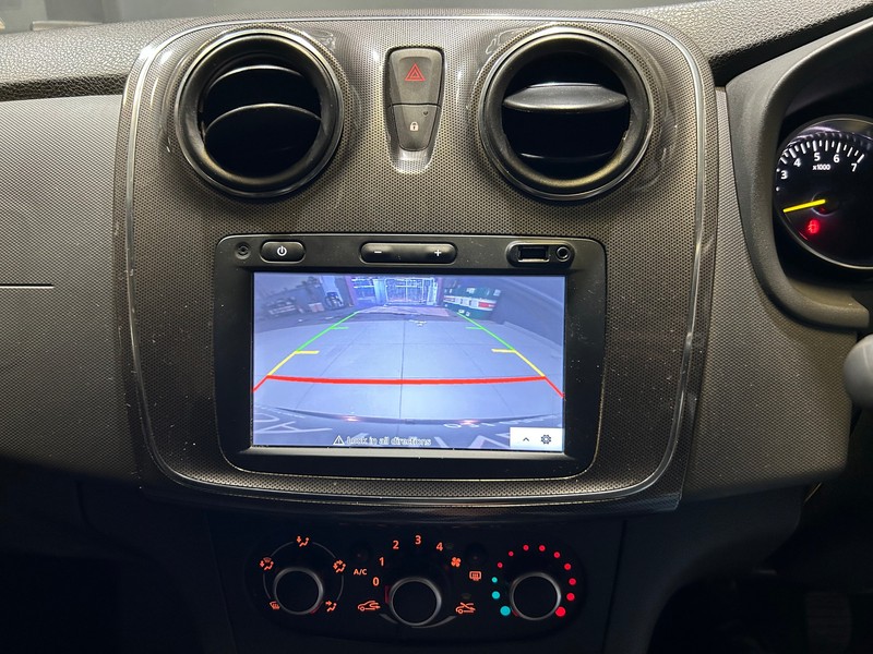 Renault Sandero - Mazda Pinetown - Image 18