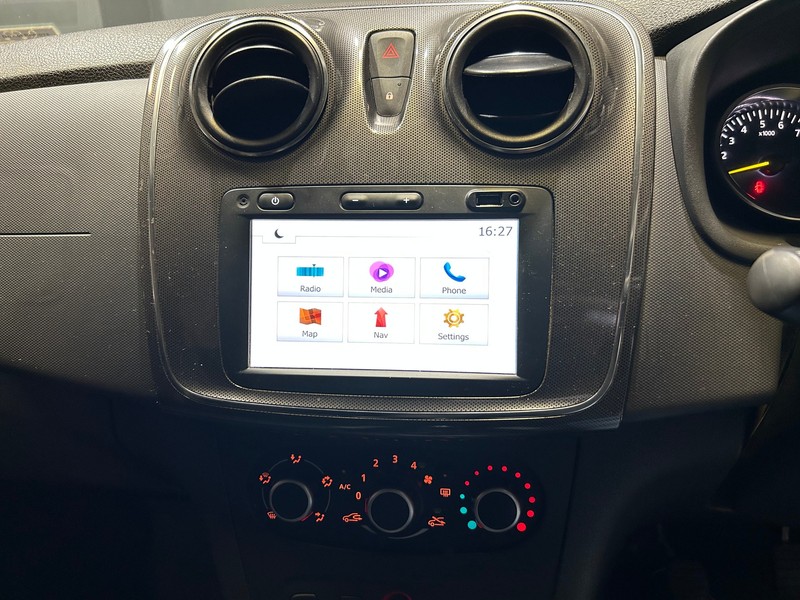 Renault Sandero - Mazda Pinetown - Image 17