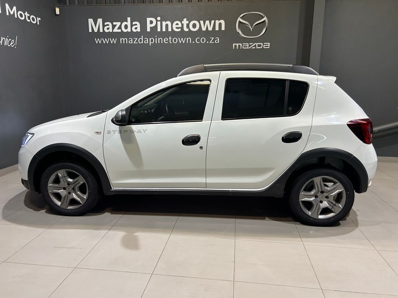 Renault Sandero - Mazda Pinetown - Image 3