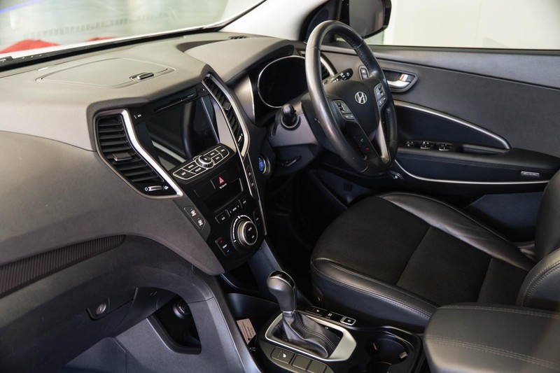 Hyundai Santa Fe - GWM Haval Bruma - Image 10