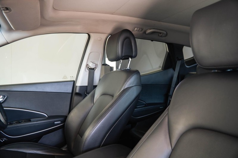 Hyundai Santa Fe - GWM Haval Bruma - Image 11