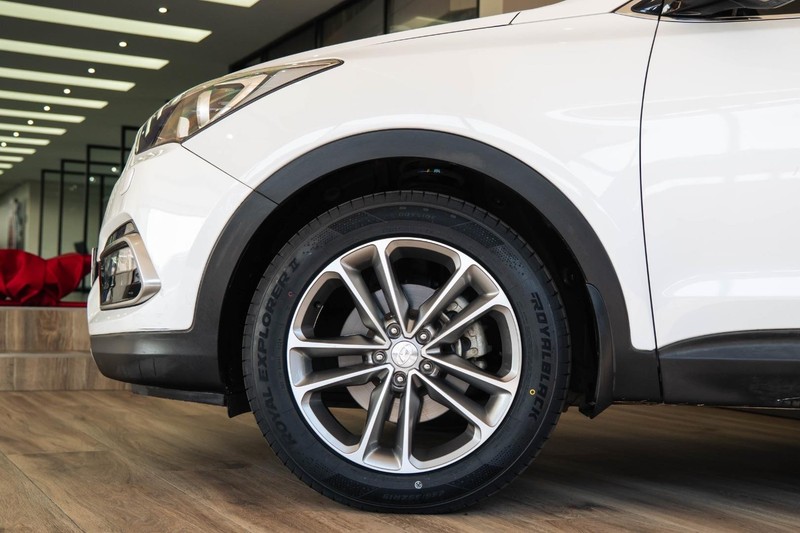 Hyundai Santa Fe - GWM Haval Bruma - Image 8