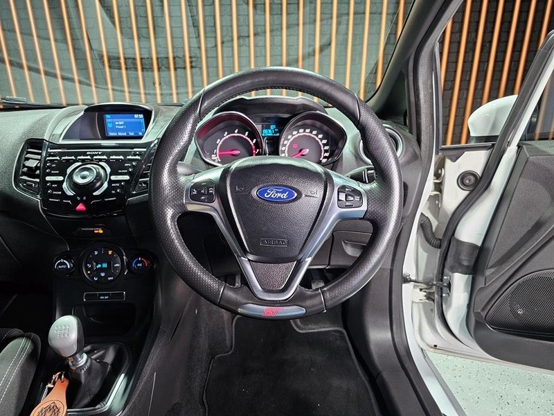 Ford Fiesta - Mit Mak Motors - Image 10