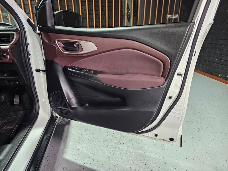 Toyota Starlet - Mit Mak Motors - Image 7