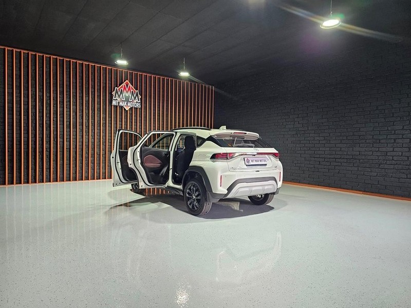 Toyota Starlet - Mit Mak Motors - Image 24