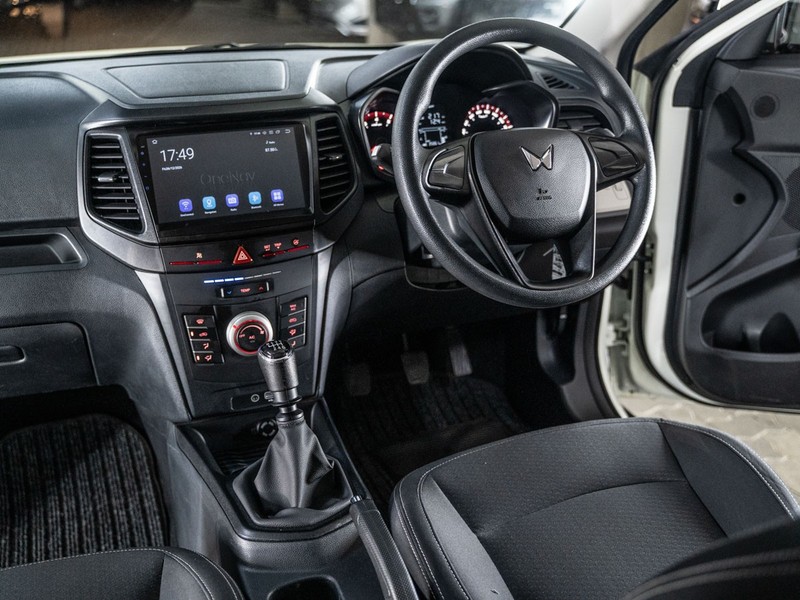 Mahindra XUV300 - Ford Fourways - Image 24