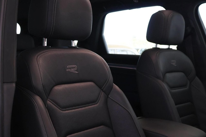 Volkswagen Touareg - Audi Centre Hatfield - Image 23