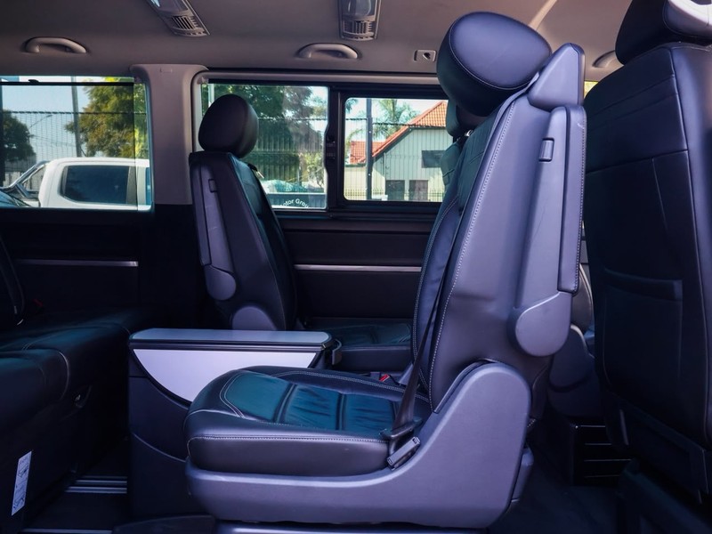 Volkswagen Caravelle - Hatfield VW Commercial - Image 14