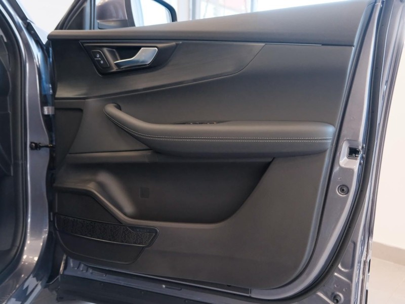 Chery Tiggo 4 - Chery Waterfall - Image 10