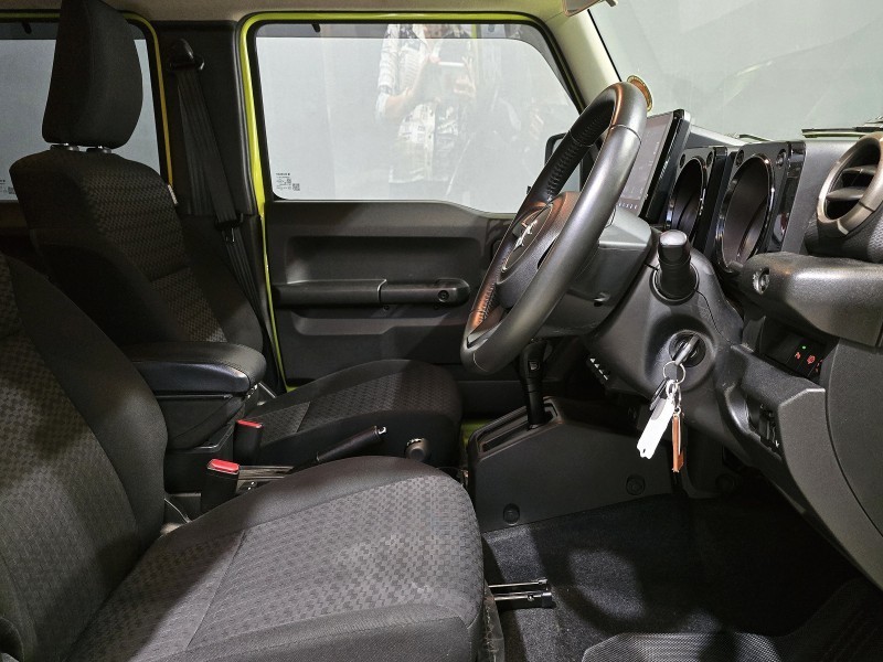 Suzuki Jimny - Mazda Pinetown - Image 8