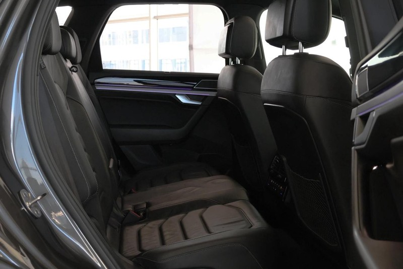 Volkswagen Touareg - Audi Centre Hatfield - Image 18