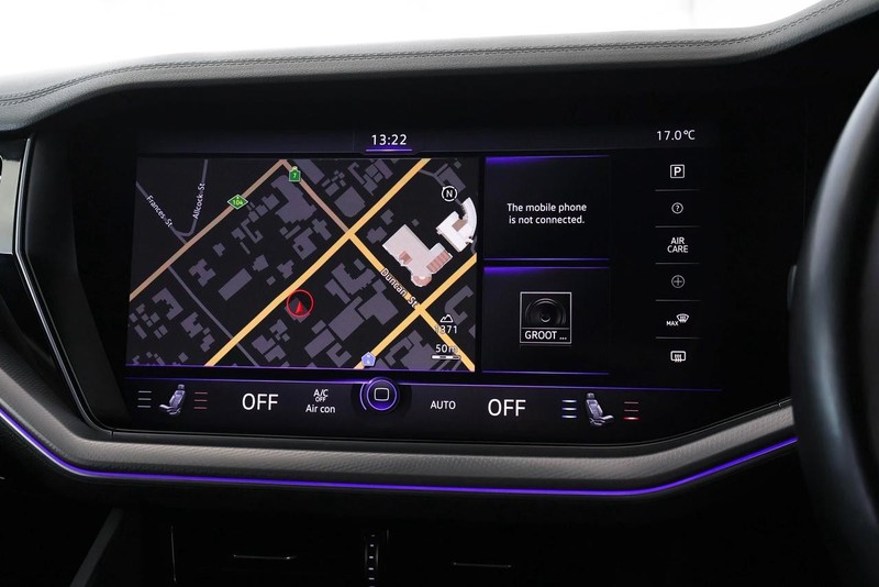 Volkswagen Touareg - Audi Centre Hatfield - Image 30