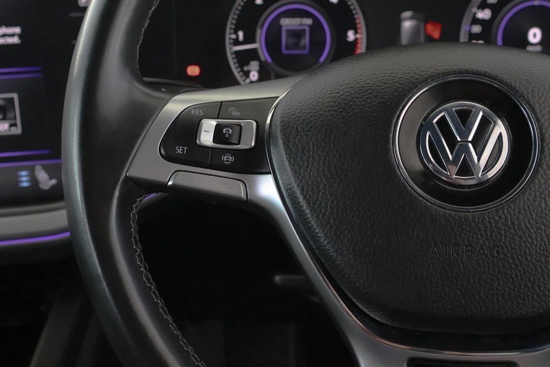Volkswagen Touareg - Audi Centre Hatfield - Image 31