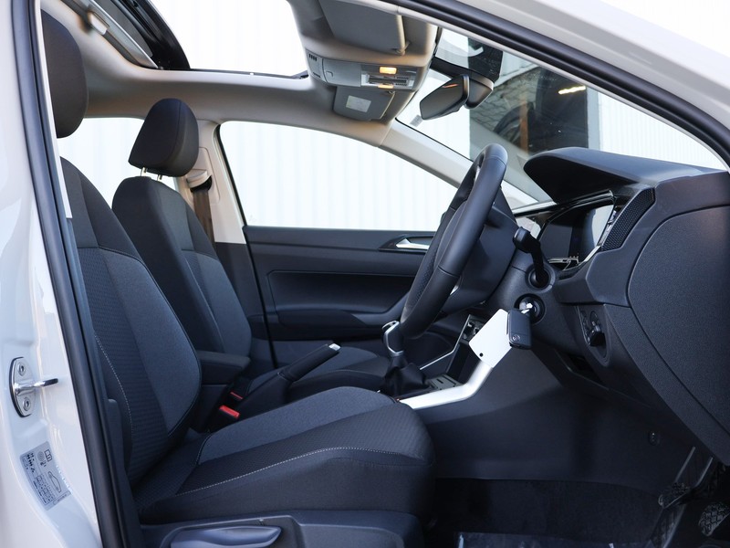 Volkswagen Polo - Hatfield VW Pretoria - Image 14