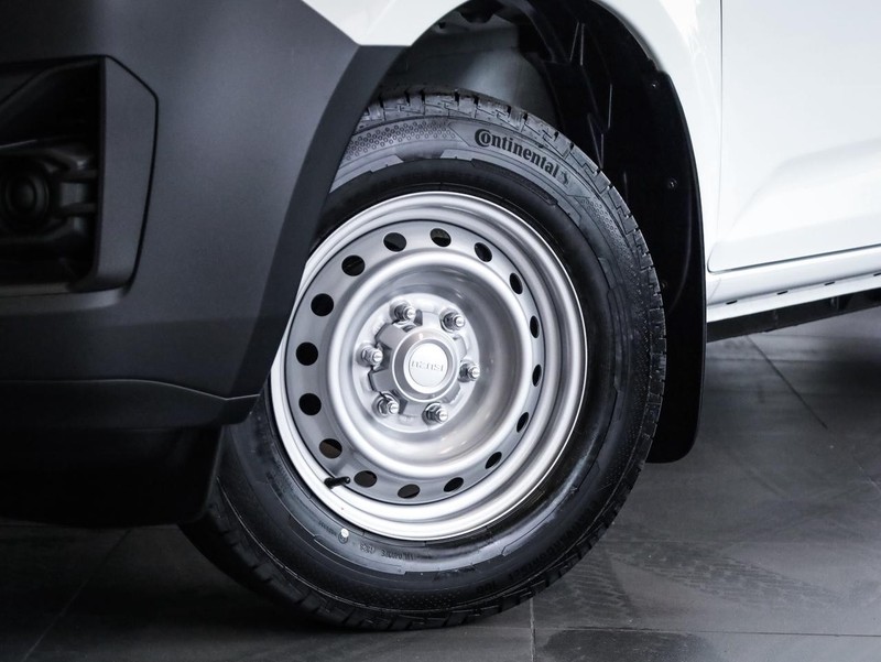 Isuzu D-Max - Isuzu Woodmead - Image 2