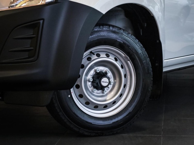 Isuzu D-Max - Isuzu Woodmead - Image 6