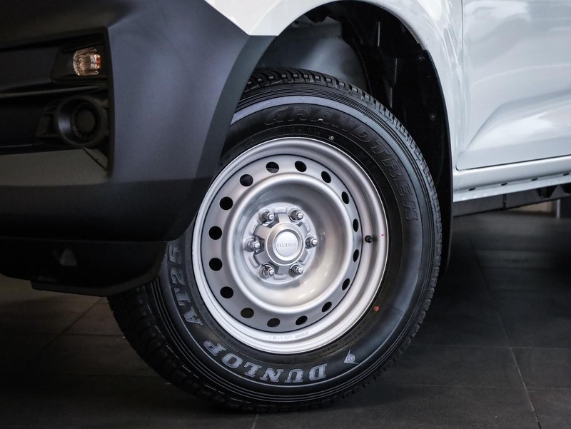 Isuzu D-Max - Isuzu Woodmead - Image 2