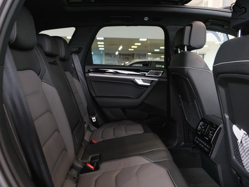 Volkswagen Touareg - Hatfield VW Melrose Arch - Image 15