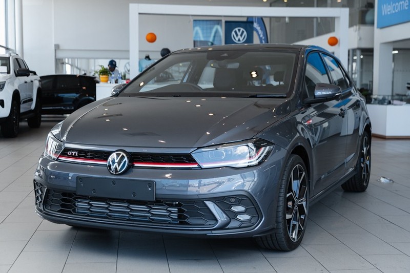 Volkswagen Golf - Midbay Motors - Image 1