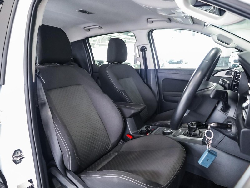 Volkswagen Amarok - Hatfield VW Bryanston - Image 12