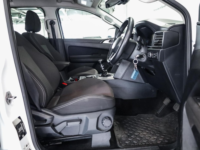 Volkswagen Amarok - Hatfield VW Bryanston - Image 11