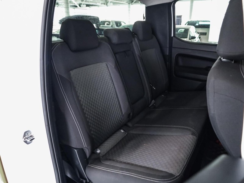 Volkswagen Amarok - Hatfield VW Bryanston - Image 14
