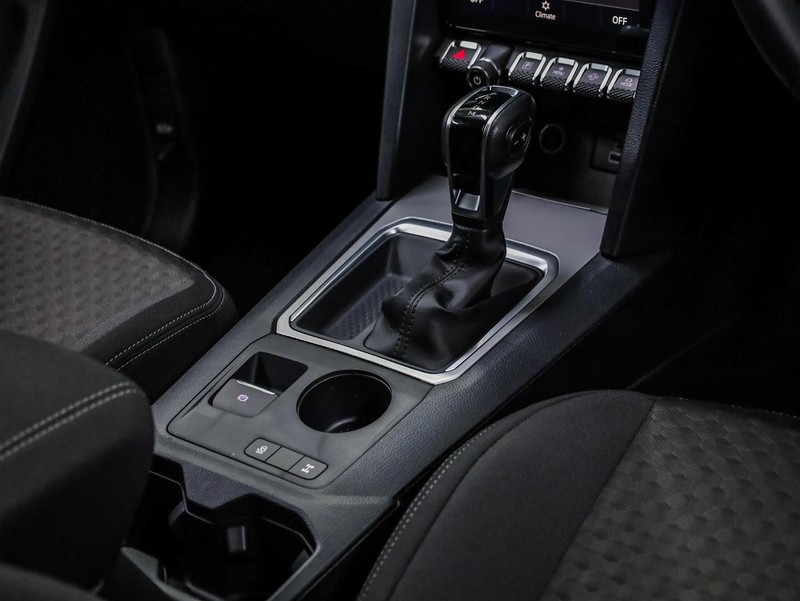 Volkswagen Amarok - Hatfield VW Bryanston - Image 14