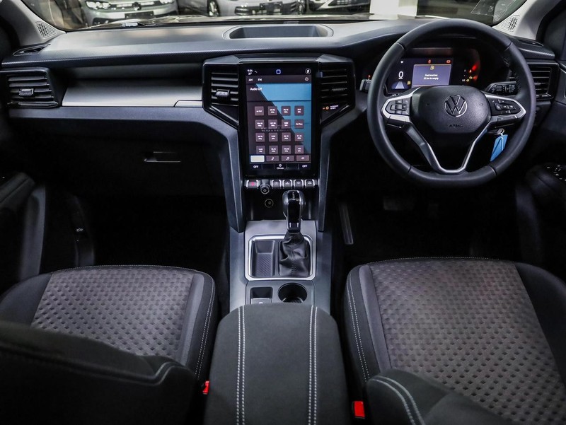 Volkswagen Amarok - Hatfield VW Bryanston - Image 12
