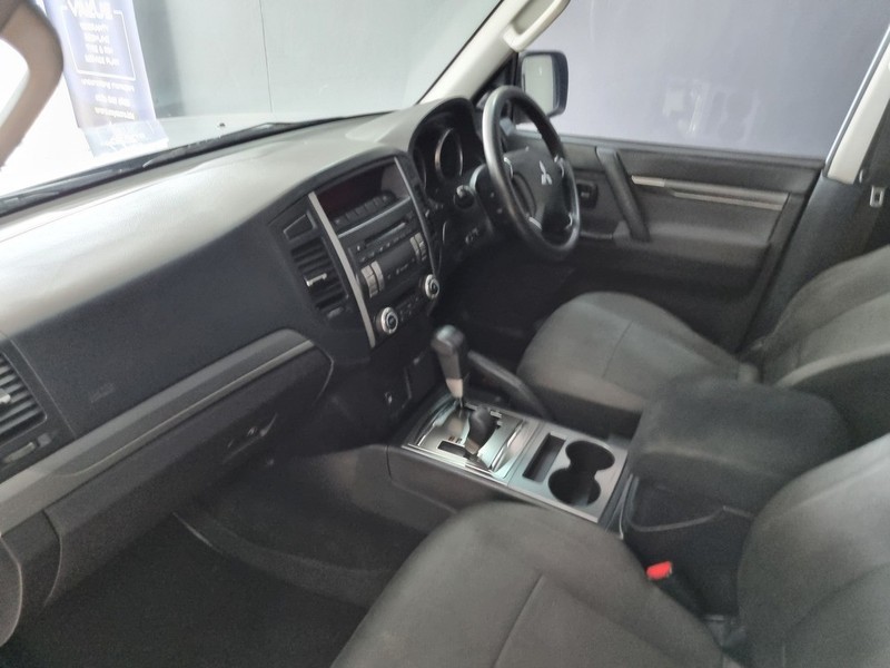 Mitsubishi Pajero - Auto Investments Polokwane - Image 7