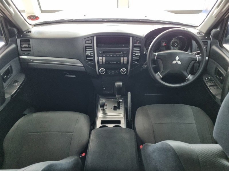 Mitsubishi Pajero - Auto Investments Polokwane - Image 11