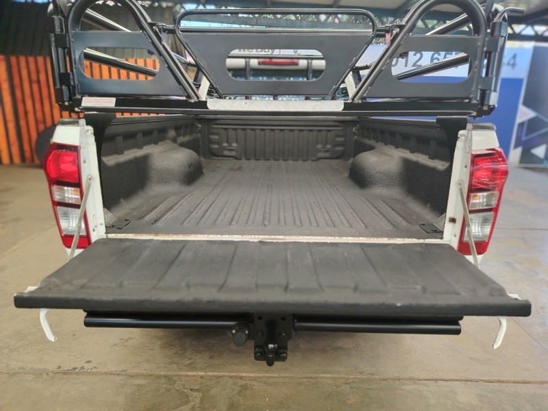 Isuzu D-Max - We Buy Bakkies - Image 10