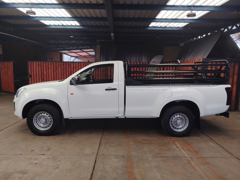 Isuzu D-Max - We Buy Bakkies - Image 5