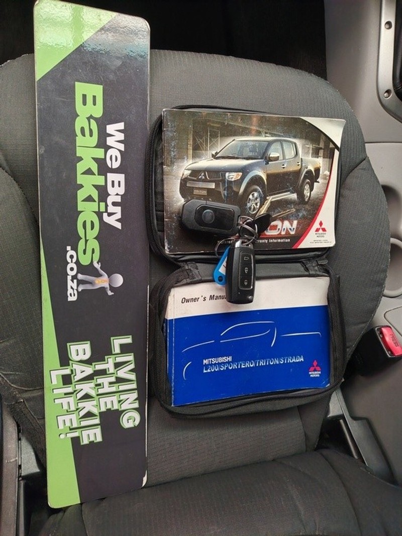 Mitsubishi Triton - We Buy Bakkies - Image 2
