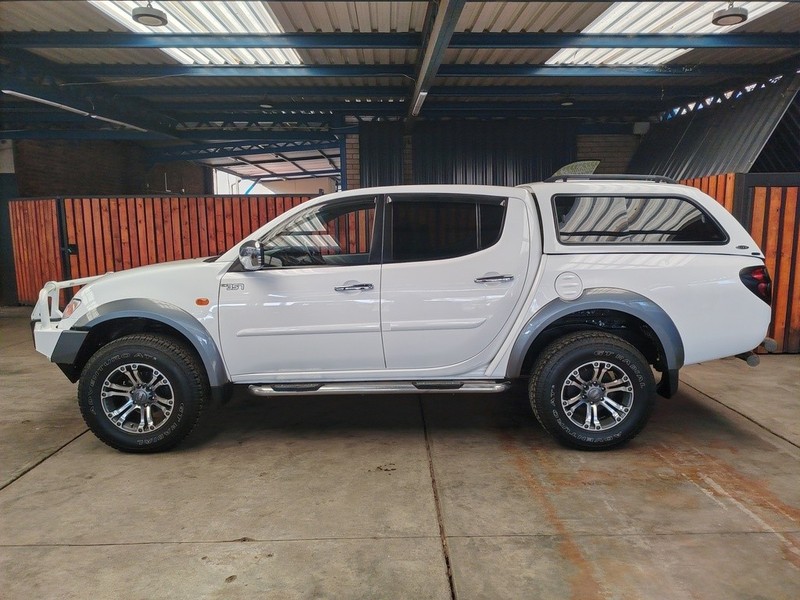 Mitsubishi Triton - We Buy Bakkies - Image 9
