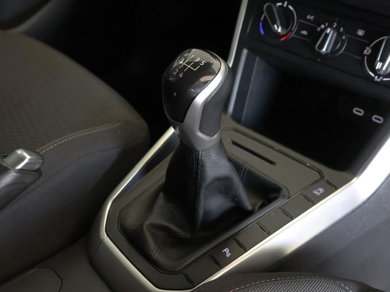 Volkswagen Polo - Hatfield VW Rivonia - Image 9