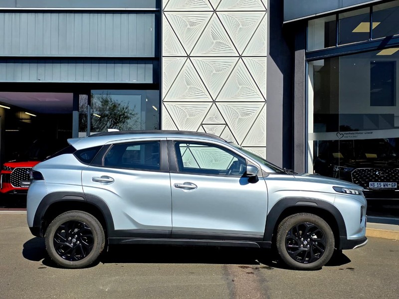Suzuki Fronx - Chery Silver Lakes - Image 3