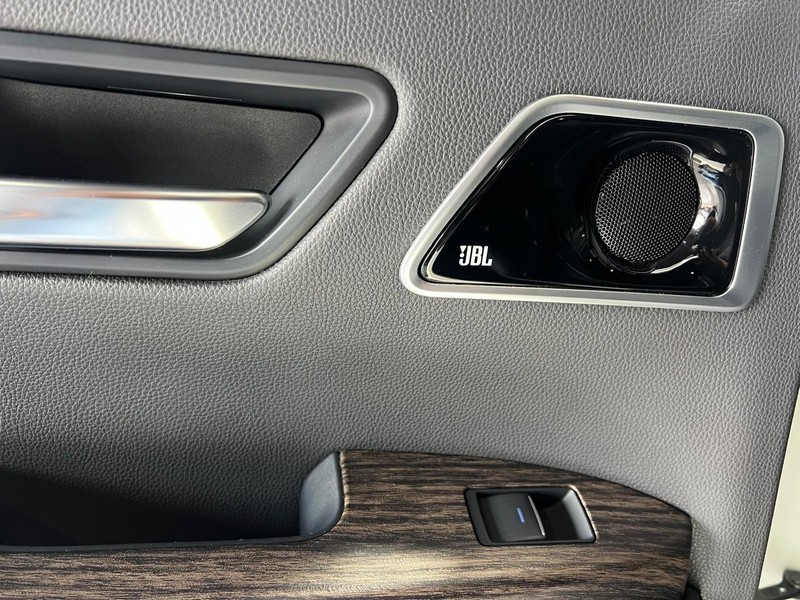 Toyota Land Cruiser - Top Gear Auto - Image 18