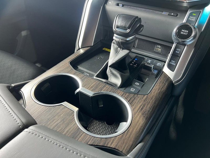 Toyota Land Cruiser - Top Gear Auto - Image 20