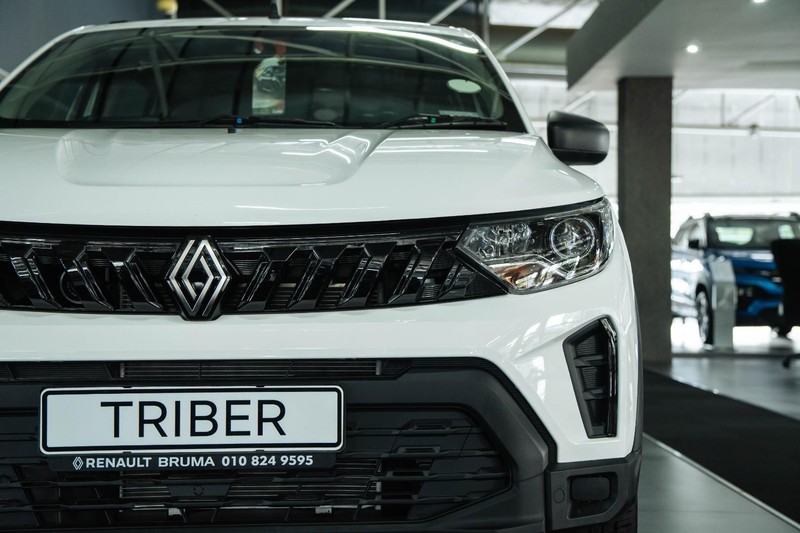 Renault Triber - Renault Bruma - Image 4