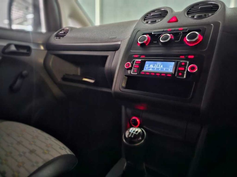 Volkswagen Caddy - Auto Hot Spot - Image 10