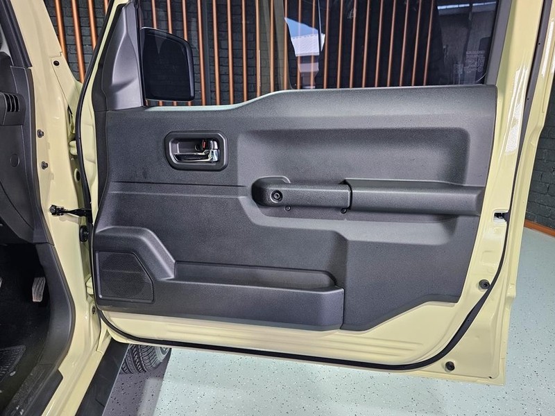 Suzuki Jimny - Mit Mak Motors - Image 7