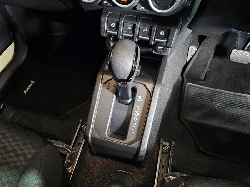 Suzuki Jimny - Mit Mak Motors - Image 14
